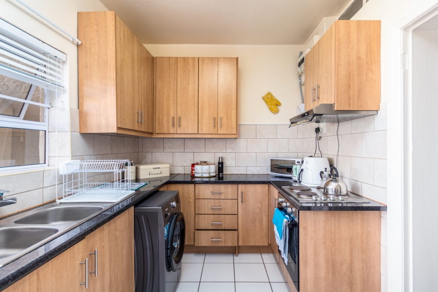 2 Bedroom Property for Sale in Kenilworth Western Cape